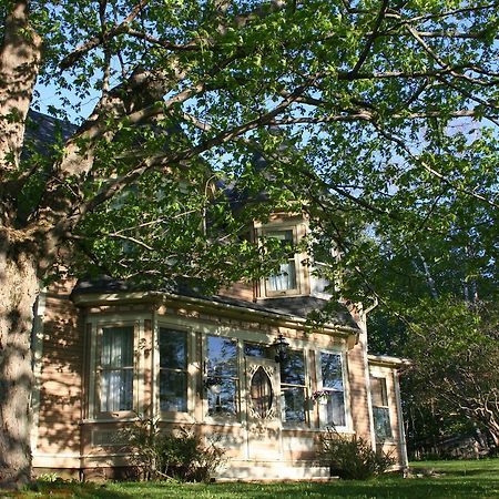 Sackville Bed And Breakfast ภายนอก รูปภาพ