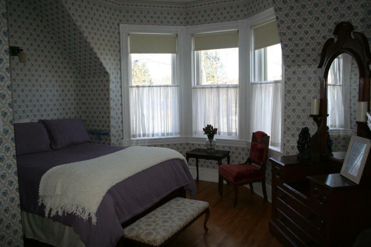 Sackville Bed And Breakfast ภายนอก รูปภาพ